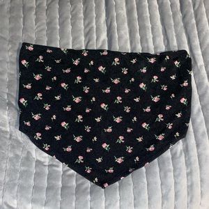 Strapless flower top🌸